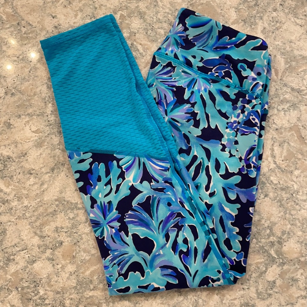 Lilly Pulitzer LUXLETIC!!